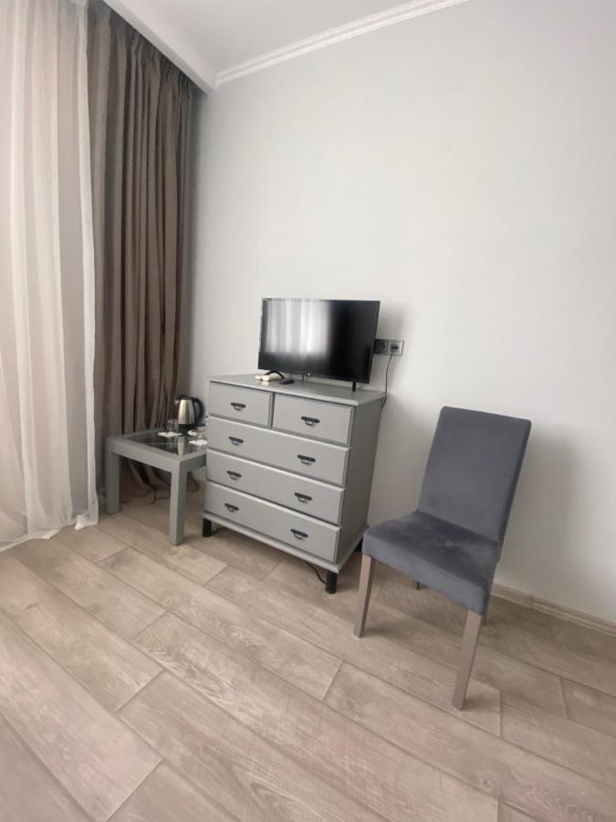 Pallada Hotel Ternopil Buitenkant foto
